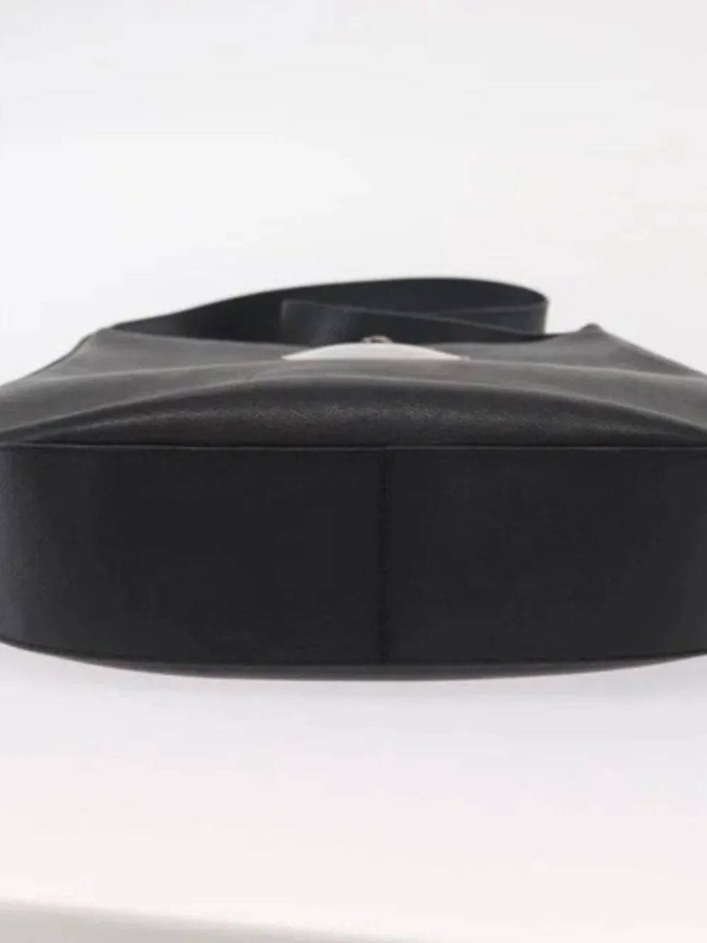Salvatore Ferragamo Gancini Shoulder Bag Leather Black Silver Auth bs30966